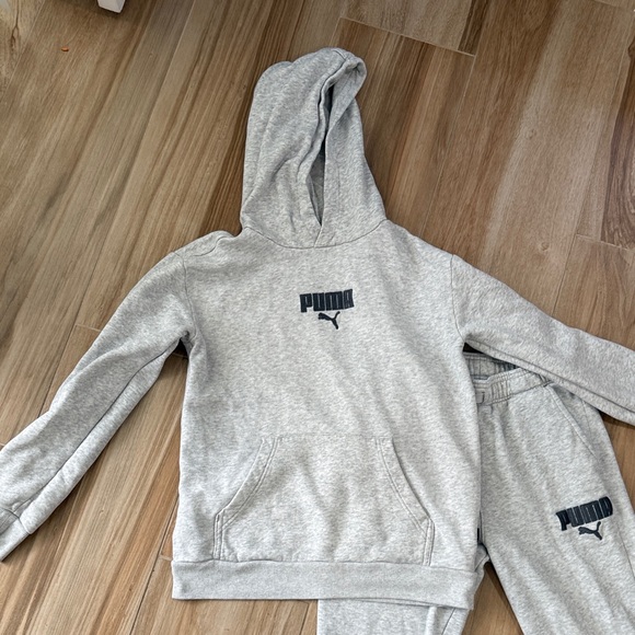 Puma Light Gray Tracksuit with Logo - Picture 2 of 7